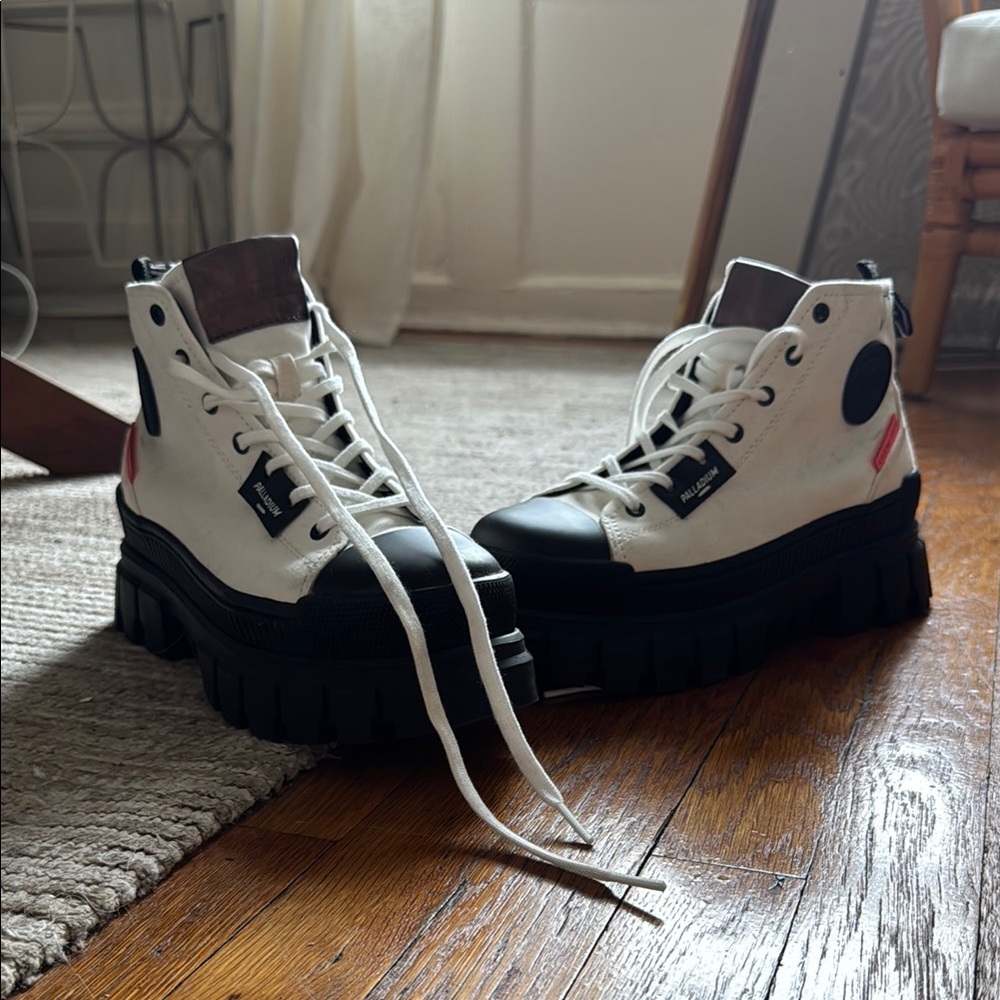 SOLD. White Palladium High Top Boots